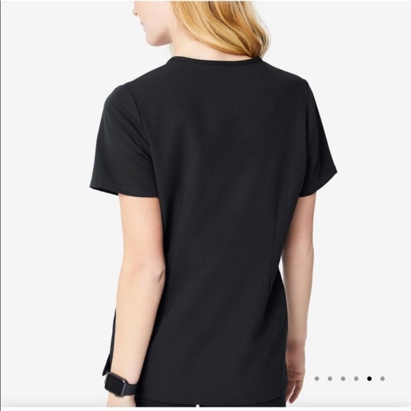 FIGS v-neck black scrub top size small - Picture 6 of 6